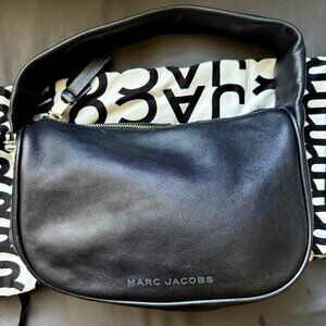 ✨ MARC JACOBS The Pushlock Mini Hobo Bag ✨ Like New w/ Dust Bag!